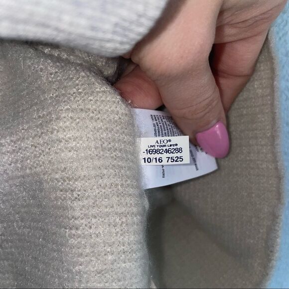 🏷️ 5 for $25 - AEO Cream Cardigan - Picture 5 of 7